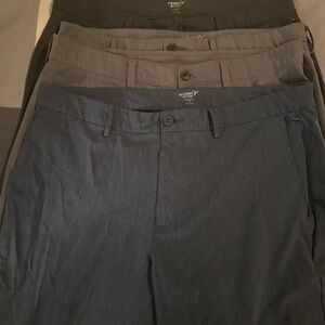 Bundle of Old Navy Active StretchTech Shorts-size 36